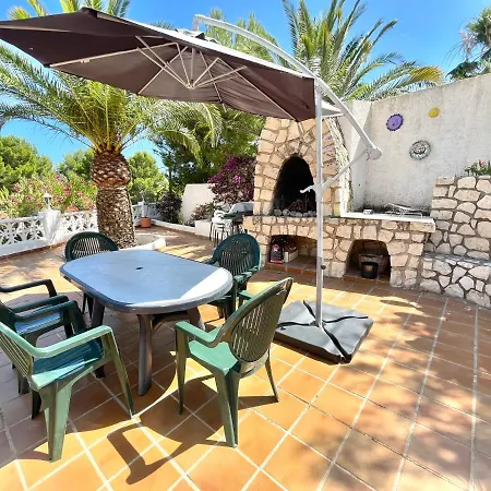 Casa El Paraiso En 别墅